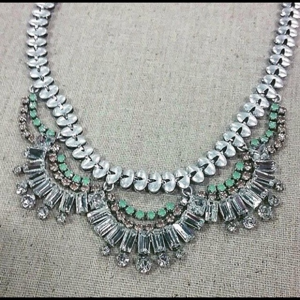Stella & Dot Belle Necklace